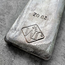 Load image into Gallery viewer, Vintage 20 oz .999 Silver Johnson Matthey Poured bar - Pretty Pour lines
