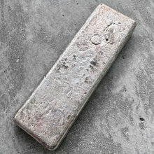 Load image into Gallery viewer, 50 oz .999 Silver Johnson Matthey Poured bar - Nice purple patina and pour lines
