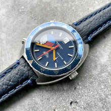 Load image into Gallery viewer, Vintage Heuer Skipper 15630 Cal 15 Stunning Unpolished Condition with Blue Dial

