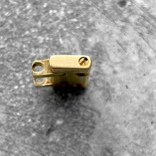 Load image into Gallery viewer, Genuine Audemars Piguet 18K Yellow Gold Link 15mm 1500BA -14790 Mens Royal Oak
