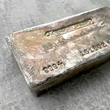 Load image into Gallery viewer, Vintage Engelhard 100 oz .999 Silver Poured Bar -Attractive light Rainbow Toning
