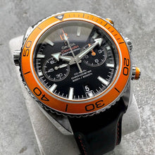 Load image into Gallery viewer, Omega Seamaster Planet Ocean 600 Orange Bezel 23230465101002 - Box and Papers
