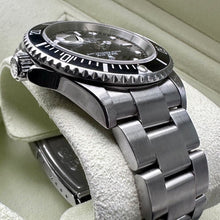 Load image into Gallery viewer, 2006 Rolex 16610T Submariner 16619 T - Box Booklets
