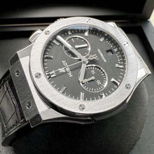 Load image into Gallery viewer, 2019 Hublot Classic Fusion 42mm 541.NX.1171.LR – Box / Papers + Receipt
