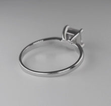Load image into Gallery viewer, 19k White Gold 0.57ct VVS1 F Natural Princess Diamond Engagement Ring $7925
