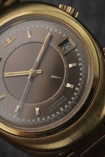 Load image into Gallery viewer, 1970s Jaeger LeCoultre Memovox Speed Beat 18K solid Gold 873.21 - Date + Alarm

