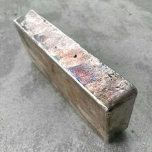 Load image into Gallery viewer, Vintage Engelhard 100 oz .999 Silver Poured Bar -Attractive light Rainbow Toning
