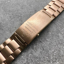 Load image into Gallery viewer, 2017 Rose Gold 42mm Omega Seamaster Planet Ocean 222.60.42.20.01.001 -Box Papers
