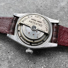 Load image into Gallery viewer, 1941 Rolex Oyster Perpetual 2940 Automatic Bubble back WWII Era - Tropical Dial
