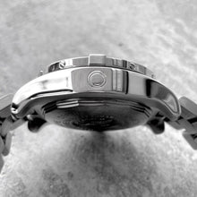 Load image into Gallery viewer, 44mm Breitling Avenger Seawolf A73390 Stainless Steel - Grey Dial - Box + Papers
