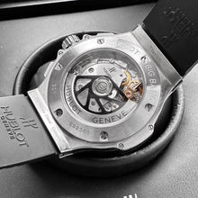Load image into Gallery viewer, 41mm Hublot Big Bang Black Carbon Fiber Dial 341.SB.131.RX - Box / Papers
