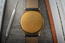 Load image into Gallery viewer, Mens Baume Mercier Classima MV 045072 - Solid 18K Gold Watch
