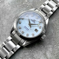 Ladies Omega Aqua Terra Stainless Steel 2563.75.00 Mother of Pearl Diamond Dial