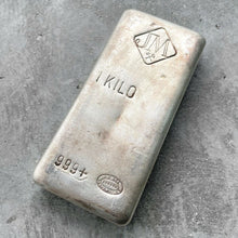 Load image into Gallery viewer, Vintage Johnson Matthey Kilo bar 32.15 oz .999 Silver Poured 1 kg - Very clean
