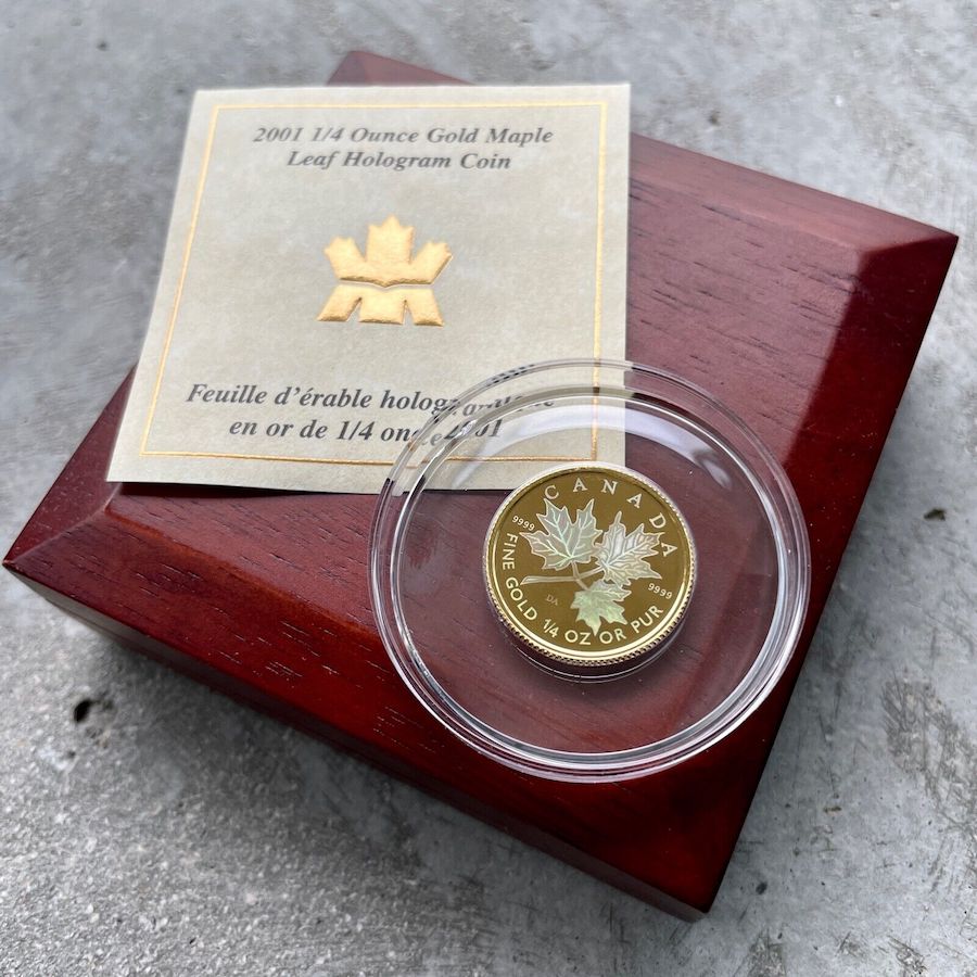 2001 Canada $10 Maple Fine 1/4 oz - Hologram Mapleleaf