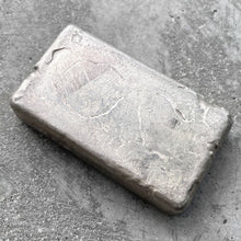 Load image into Gallery viewer, Vintage 10 oz .999 Silver Engelhard Poured bar
