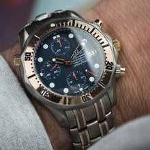 Load image into Gallery viewer, Omega Seamaster Chrono 2296.80.00 Automatic - Rose gold Titanium -Blue wave dial

