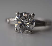 Load image into Gallery viewer, Vintage solid platinum 2.04 ct Diamond engagement ring with baguette shoulders
