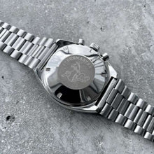 Load image into Gallery viewer, 1970 Omega Mark II Speedmaster 145.026 Serviced Cal 861 - Matte Grey Racing Dial
