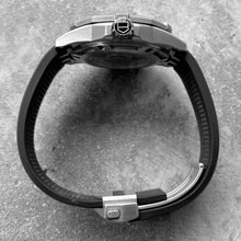 Load image into Gallery viewer, Tag Heuer Aqua Racer Calibre 5 Stainless Steel Rubber WAJ2110 Grey Dial
