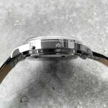 Load image into Gallery viewer, Vintage Wakmann 71.1309.70 Triple Date Chronograph Valjoux 72 C- Unpolished
