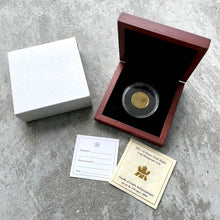 Load image into Gallery viewer, 2001 Canada $10 Maple Fine 1/4 oz - Hologram Mapleleaf
