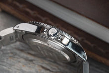 Load image into Gallery viewer, 1998 Rolex 16610 Submariner Swiss Only Dial - Engraved Christopher Wreh Arsenal
