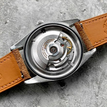 Load image into Gallery viewer, 1971 Tudor 38mm Jumbo Prince Oysterdate 7024/0 Mens Watch black dial Automatic
