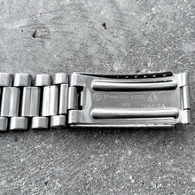 Load image into Gallery viewer, 1970 Omega Mark II Speedmaster 145.026 Serviced Cal 861 - Matte Grey Racing Dial
