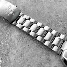 Load image into Gallery viewer, Omega Apollo 11 Speedmaster Stainless Steel 31130423001002 - Full Box and papers
