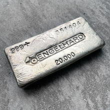 Load image into Gallery viewer, Vintage 20 oz .999 Silver Engelhard Poured bar - Attractive pour lines
