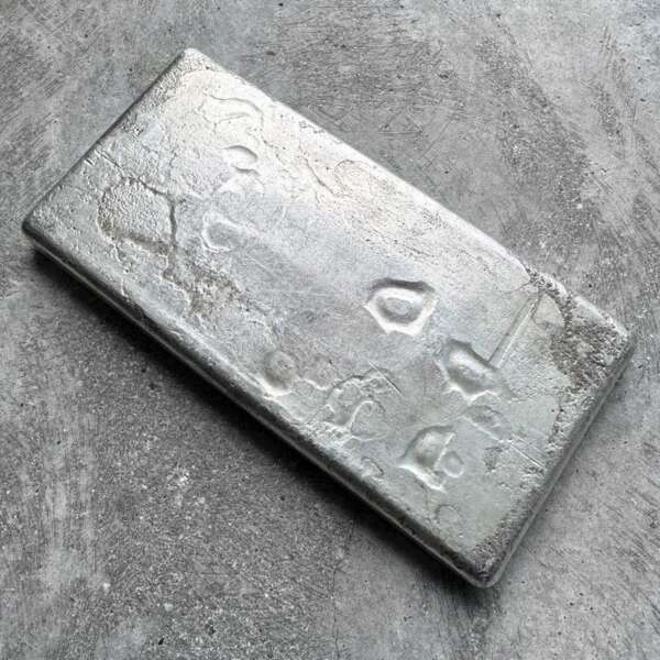 20 oz Engelhard .999 Silver Poured bar - Attractive!