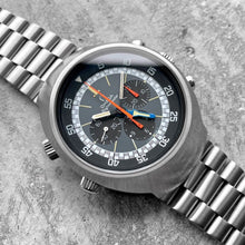 Load image into Gallery viewer, 1971 Flightmaster 145.036 1162 Bracelet - Fully Serviced
