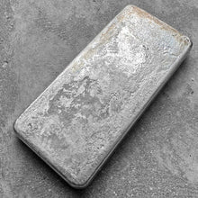 Load image into Gallery viewer, Vintage 20 oz .999 Silver Johnson Matthey Poured bar - Pretty Pour lines
