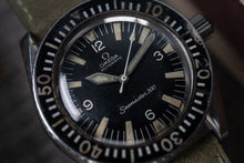 Load image into Gallery viewer, 1968 Vintage 42mm Seamaster 300 Omega 165.024 Automatic 552 Movement
