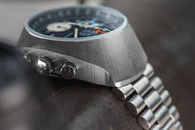Load image into Gallery viewer, 1976 Omega Speedmaster Mark III 176.002 Serviced Cal 1040 Automatic– Blue Dial
