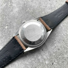 Load image into Gallery viewer, 1969 Rolex 36mm Datejust 1600 Stainless Steel - Attractive
