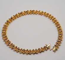 Load image into Gallery viewer, Heavy vintage solid 18K gold 1.50 carat natural diamond necklace (105.7 grams)
