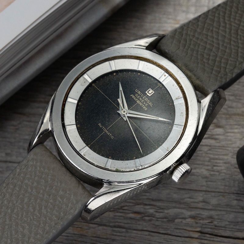 Vintage Universal Genève Polerouter 20217 / 04 - Bumper Movement - Black Dial