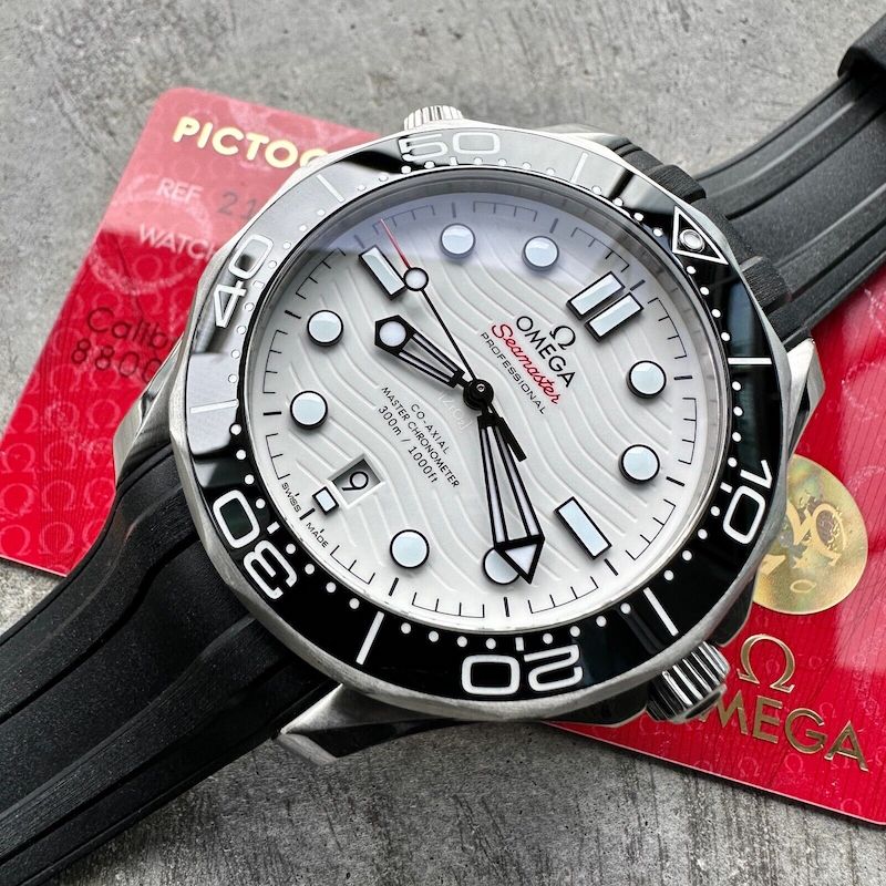 Omega Seamaster 300 M White Dial Ceramic 210.32.42.20.04.001 Box and Papers