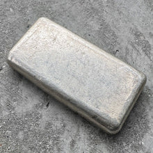 Load image into Gallery viewer, Vintage 5 oz .999 Silver Engelhard Poured bar - Nice Pour Lines
