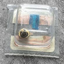 Load image into Gallery viewer, Genuine Factory Rolex Yellow Gold Crown B24 530 8 G1 - Brand New Sealed - 15038
