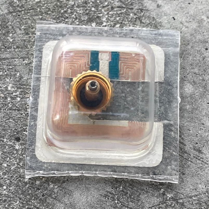 Genuine Factory Rolex Yellow Gold Triplock Crown B24 704 8 G1 - 116528 - Sealed