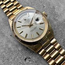 Load image into Gallery viewer, 1970 Rolex 36mm President Dial 1803 - Serviced and attractive!
