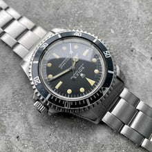 Load image into Gallery viewer, 1967 Rolex 5513 Stainless Steel Submariner 7206 - Attractive Meters First
