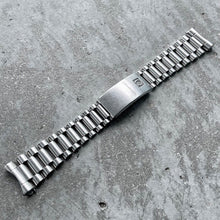 Load image into Gallery viewer, 1980s Original Omega 1450 Bracelet Band 808 Endlink Speedmaster Holy Grail
