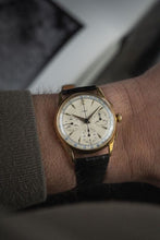 Load image into Gallery viewer, Jaeger 18K Gold Chronograph Watch Reference 2634
