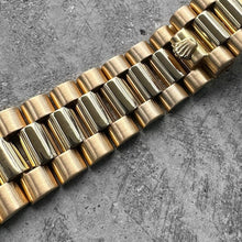 Load image into Gallery viewer, 1970 Rolex 36mm President Dial 1803 - Serviced and attractive!
