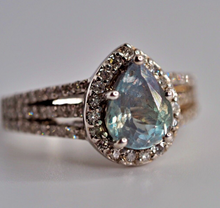 Load image into Gallery viewer, Vintage 2.59 Carat Natural Alexandrite solid 14K white gold + Diamond ring - GIA
