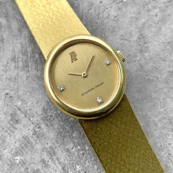 Audemars Piguet 18K Yellow Gold Manual wind - diamond dial incredible condition!